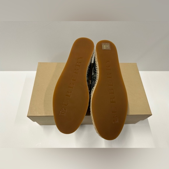 Burberry Olive and Tan Canvas and Leather Espadrille Flats in size 36 - Picture 4 of 4